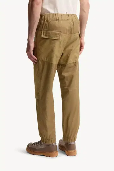 Moncler Grenoble Linen Jogging Pants | Thumbnail 6 Moncler Grenoble Linen Jogging Pants | Thumbnail 6