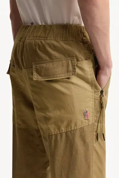 Moncler Grenoble Linen Jogging Pants | Thumbnail 7 Moncler Grenoble Linen Jogging Pants | Thumbnail 7
