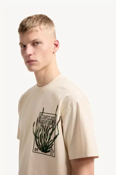 Moncler Grenoble Embroidered Botanical Motif Cotton T-shirt | Thumbnail 4