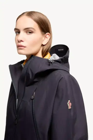 Moncler Grenoble Santec Gore-tex Hooded Jacket | Thumbnail 7