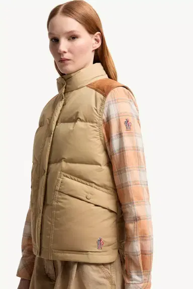 Moncler Grenoble Aberes Down Vest | Thumbnail 7