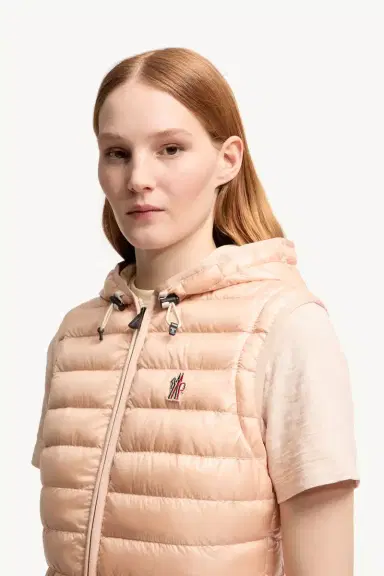 Moncler Grenoble Karura 2-in-1 Hooded Short Down Jacket | Thumbnail 4