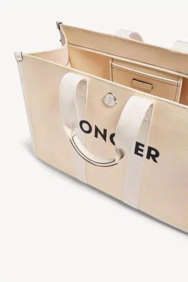 Moncler Logo Canvas Tote Bag | Thumbnail 7