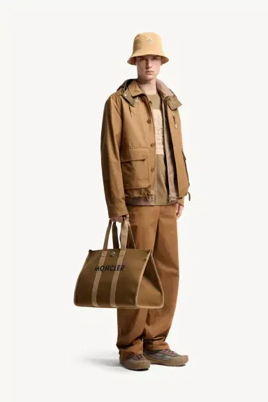 Moncler Logo Canvas Tote Bag | Thumbnail 3