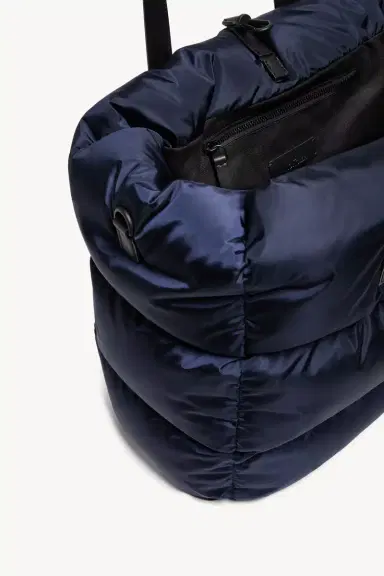 Moncler New Caradoc Tote Bag | Thumbnail 6