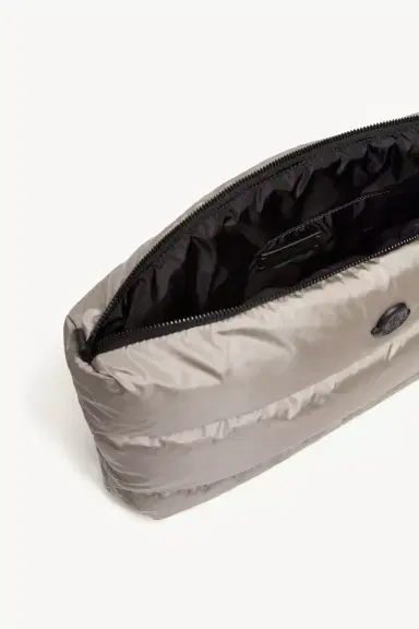 Moncler Caradoc Laptop Case | Thumbnail 5 Moncler Caradoc Laptop Case | Thumbnail 5