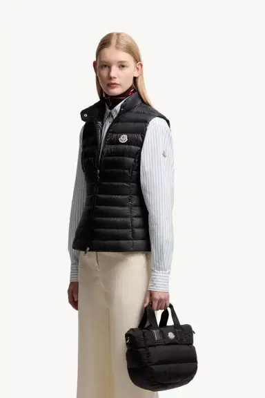Moncler Mini Caradoc Tote Bag | Thumbnail 3 Moncler Mini Caradoc Tote Bag | Thumbnail 3