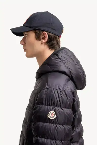 Moncler Ceze Reversible Hooded Short Jacket | Thumbnail 4