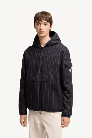 Moncler Ceze Reversible Hooded Short Jacket | Thumbnail 5
