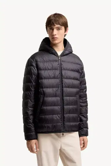 Moncler Ceze Reversible Hooded Short Jacket | Thumbnail 7