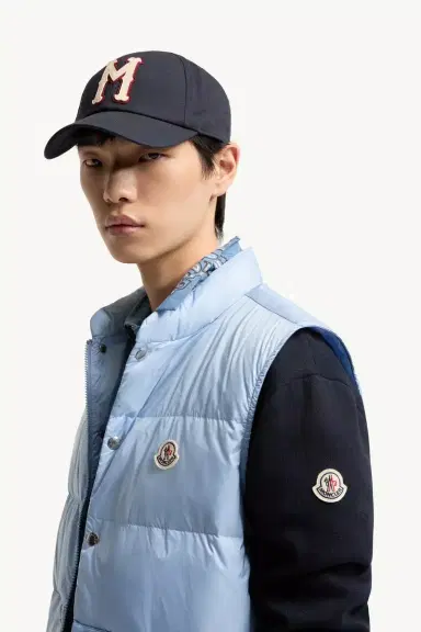 Moncler Tuquerouye Down Vest | Thumbnail 4 Moncler Tuquerouye Down Vest | Thumbnail 4
