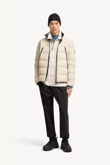 Moncler Dalalven Short Down Jacket | Thumbnail 3