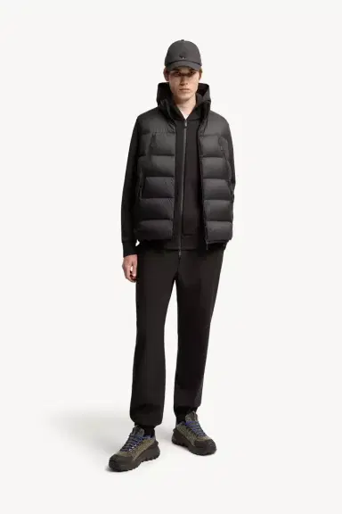 Moncler Reticone Down Vest | Thumbnail 3 Moncler Reticone Down Vest | Thumbnail 3