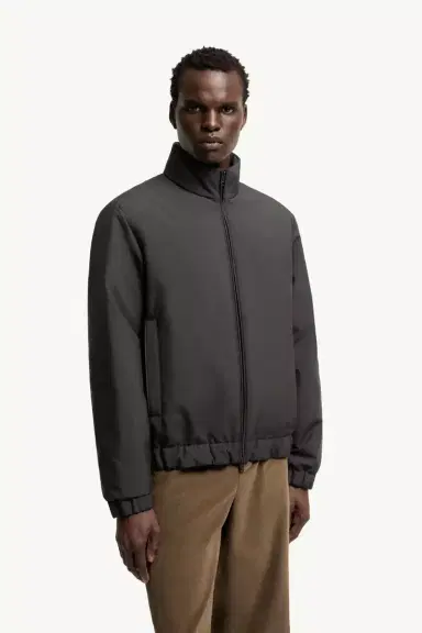 Moncler Luserna Short Down Jacket | Thumbnail 5