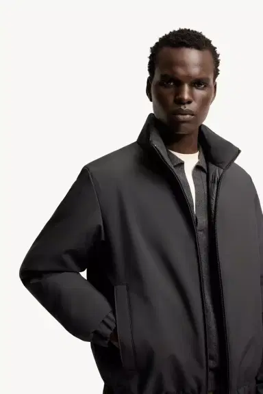 Moncler Luserna Short Down Jacket | Thumbnail 7