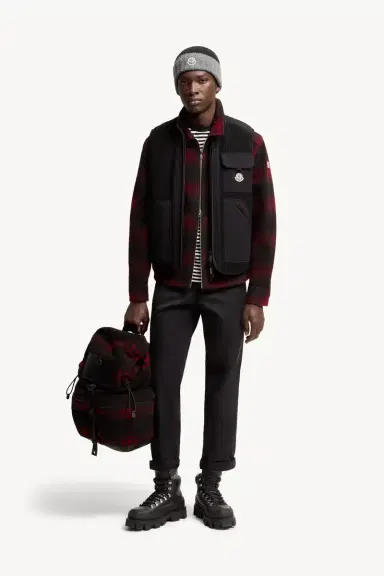 Moncler Lenevra Down Vest | Thumbnail 3