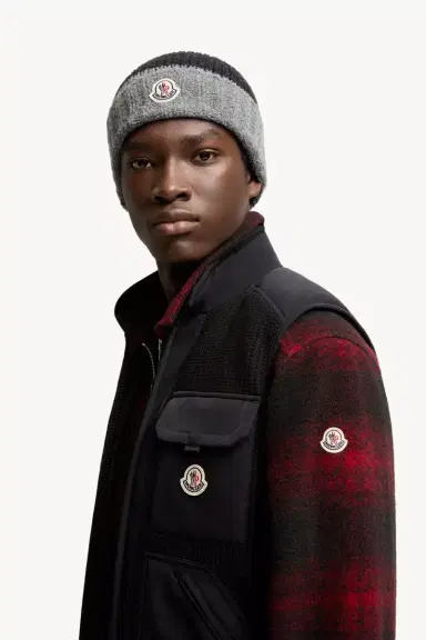 Moncler Lenevra Down Vest | Thumbnail 4