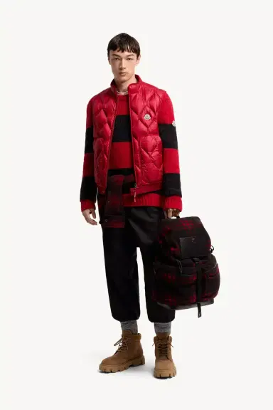 Moncler Erelia Diamond Quilted Down Vest | Thumbnail 3 Moncler Erelia Diamond Quilted Down Vest | Thumbnail 3