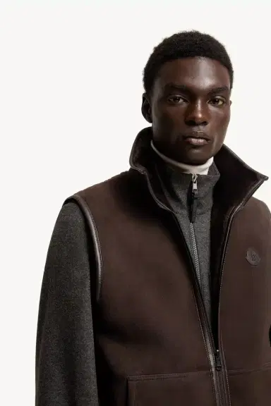 Moncler Rysfen Reversible Down Vest | Thumbnail 8 Moncler Rysfen Reversible Down Vest | Thumbnail 8
