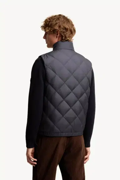 Moncler Chobe Diamond Quilted Down Vest | Thumbnail 6 Moncler Chobe Diamond Quilted Down Vest | Thumbnail 6