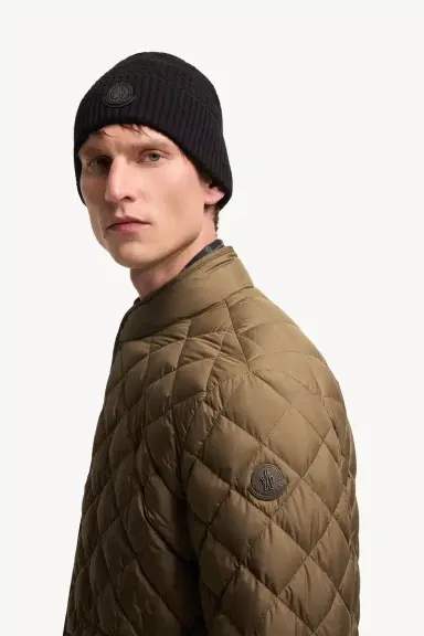 Moncler Oise Diamond Quilted Short Down Jacket | Thumbnail 4 Moncler Oise Diamond Quilted Short Down Jacket | Thumbnail 4