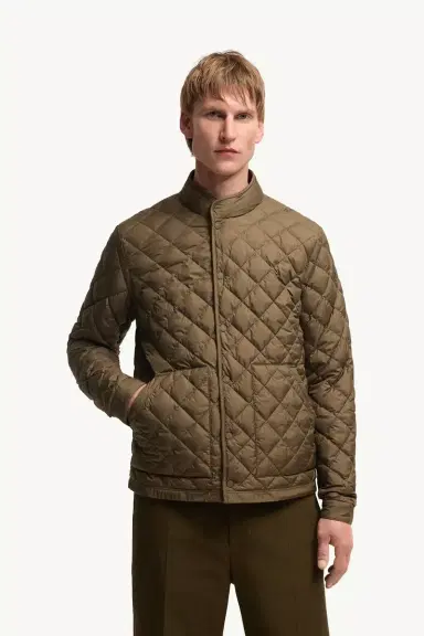 Moncler Oise Diamond Quilted Short Down Jacket | Thumbnail 5 Moncler Oise Diamond Quilted Short Down Jacket | Thumbnail 5