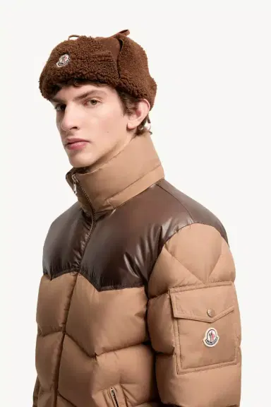 Moncler Ravelis Hooded Zig-zag Quilted Short Down Jacket | Thumbnail 4 Moncler Ravelis Hooded Zig-zag Quilted Short Down Jacket | Thumbnail 4