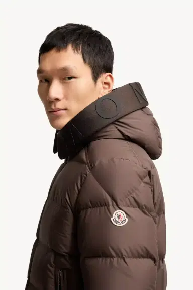 Moncler Orvelle Hooded Mid-length Down Jacket | Thumbnail 4