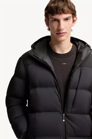Moncler Poitevin Hooded Short Down Jacket | Thumbnail 7