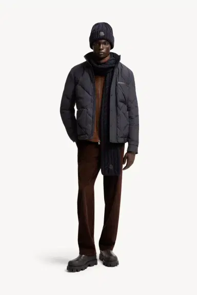 Moncler Surlake Diamond-quilted Short Down Jacket | Thumbnail 3 Moncler Surlake Diamond-quilted Short Down Jacket | Thumbnail 3