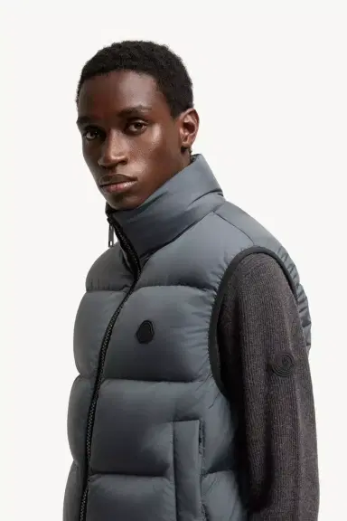 Moncler Gabas Down Vest | Thumbnail 4