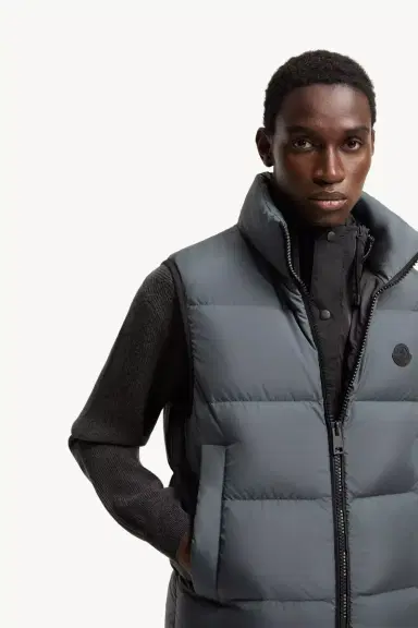 Moncler Gabas Down Vest | Thumbnail 7