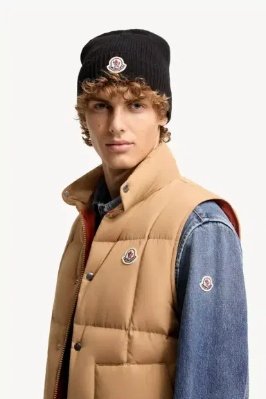 Moncler Brumelune Short Down Vest | Thumbnail 4 Moncler Brumelune Short Down Vest | Thumbnail 4