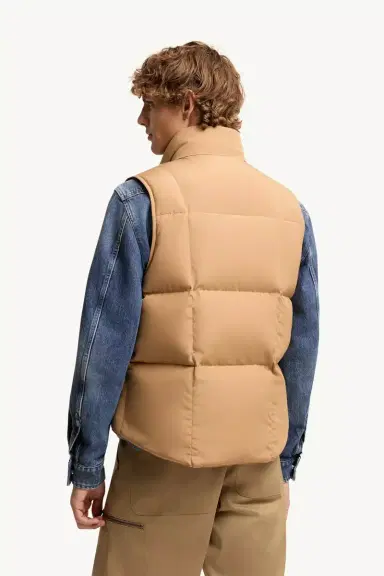 Moncler Brumelune Short Down Vest | Thumbnail 6 Moncler Brumelune Short Down Vest | Thumbnail 6