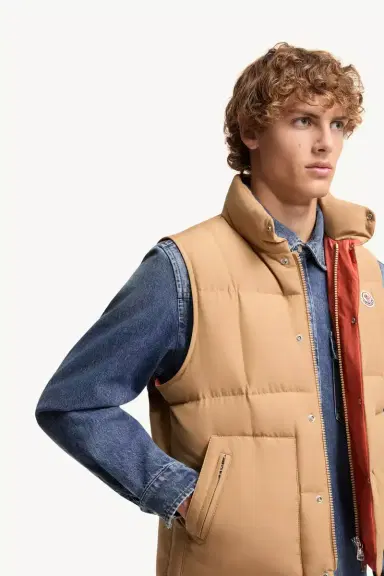 Moncler Brumelune Short Down Vest | Thumbnail 7 Moncler Brumelune Short Down Vest | Thumbnail 7