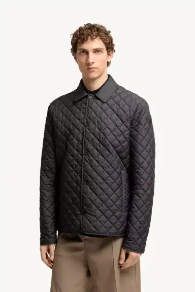 Moncler Avrelie Diamond Quilted Padded Shirt Jacket | Thumbnail 5