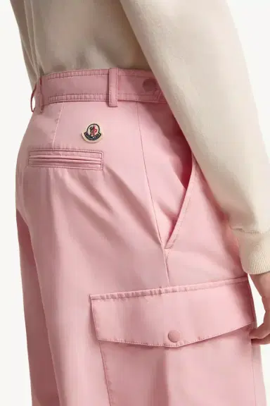 Moncler Gabardine Cargo Shorts | Thumbnail 7