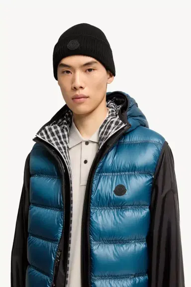 Moncler Cashmere Blend Logo Beanie | Thumbnail 3