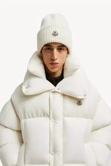 Moncler Wool & Cashmere Beanie | Thumbnail 3
