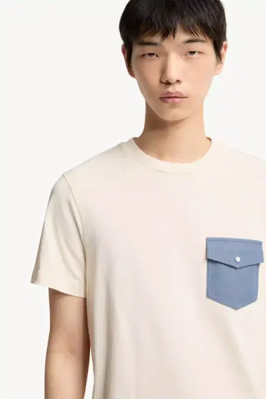 Moncler Cotton Jersey T-shirt With Denim Pocket | Thumbnail 6 Moncler Cotton Jersey T-shirt With Denim Pocket | Thumbnail 6