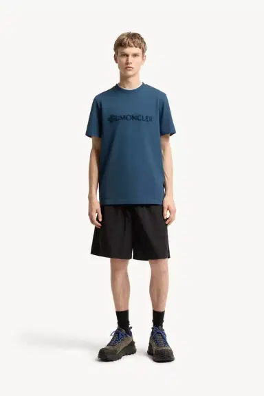 Moncler Logo Cotton T-shirt | Thumbnail 3 Moncler Logo Cotton T-shirt | Thumbnail 3