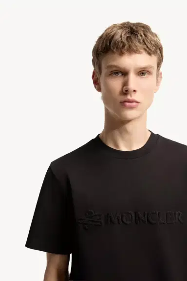 Moncler Logo Cotton T-shirt | Thumbnail 7 Moncler Logo Cotton T-shirt | Thumbnail 7