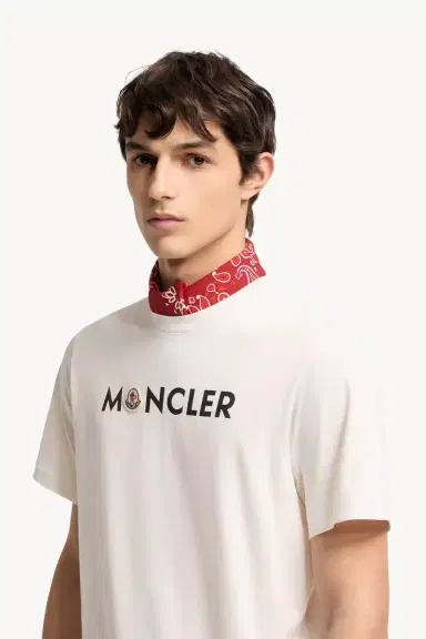 Moncler Logo Cotton T-shirt | Thumbnail 3