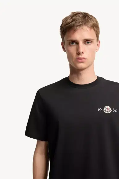 Moncler Logo Cotton T-shirt | Thumbnail 6