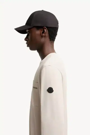 Moncler Logo Cotton Long Sleeve T-shirt | Thumbnail 3