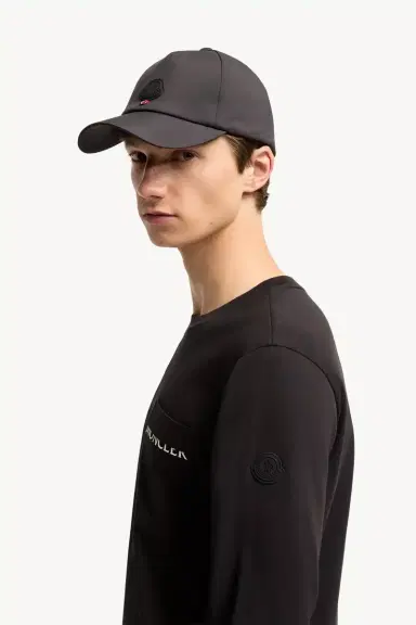 Moncler Logo Cotton Long Sleeve T-shirt | Thumbnail 4 Moncler Logo Cotton Long Sleeve T-shirt | Thumbnail 4
