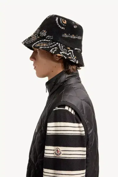 Moncler Reversible Paisley Print Padded Teddy Vest | Thumbnail 4 Moncler Reversible Paisley Print Padded Teddy Vest | Thumbnail 4