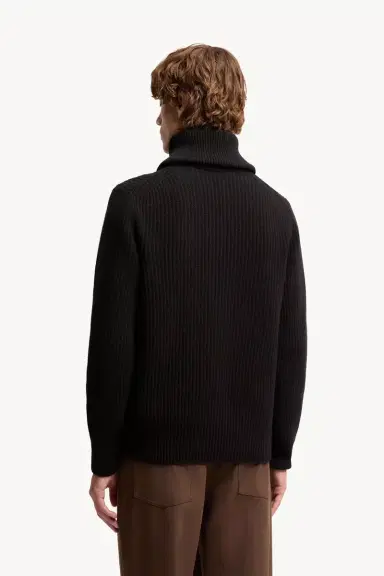 Moncler Logo Rib Wool Turtleneck | Thumbnail 6