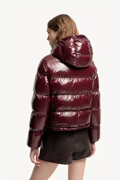 Moncler Niveole Short Down Jacket | Thumbnail 6