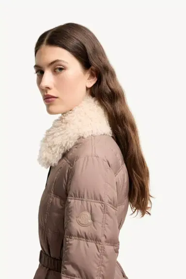 Moncler Cygnes Belted Short Down Jacket | Thumbnail 4